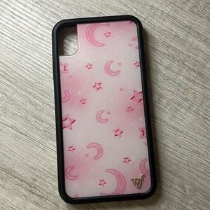 Wildflower Iphone XR case, like new,